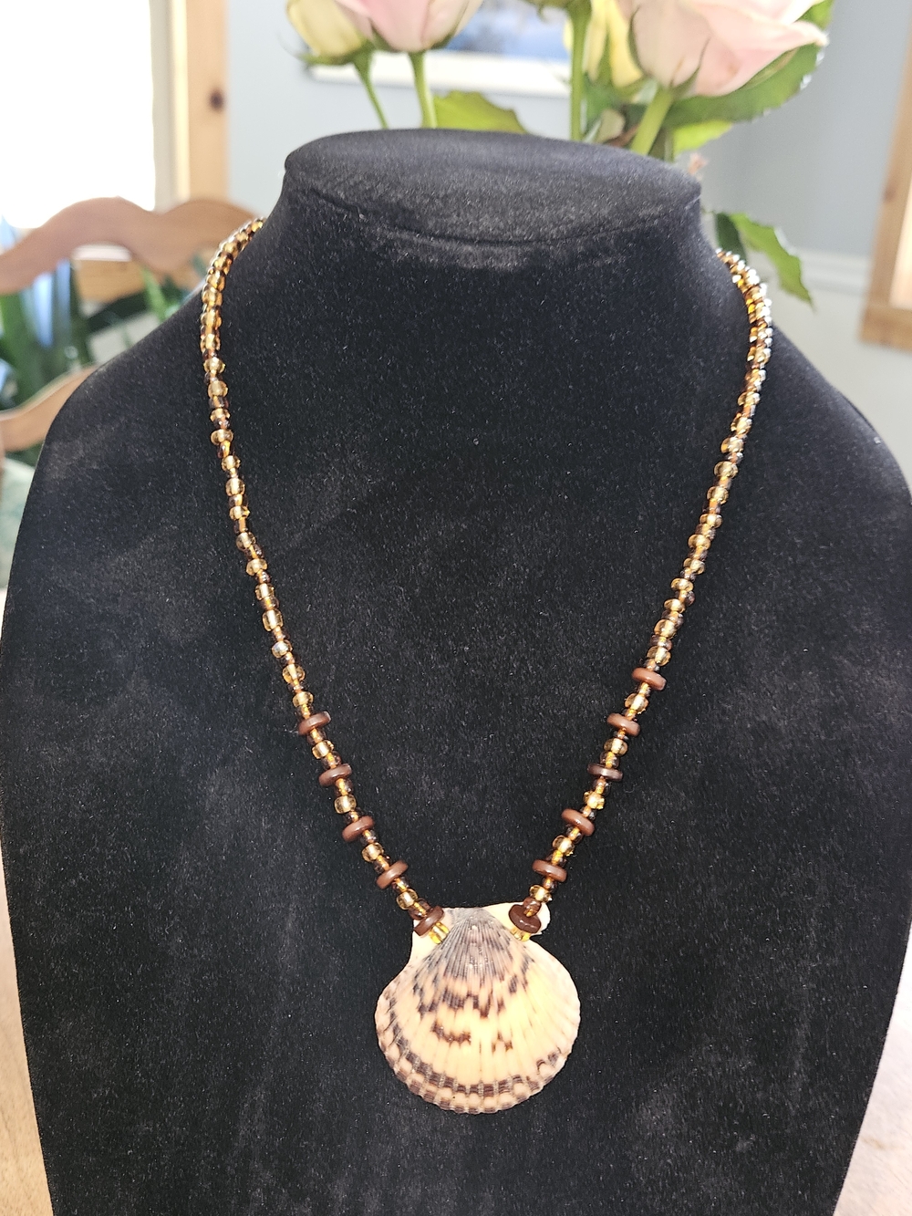 Handmade 100% Real Shell Pendant Necklace in Earthtones